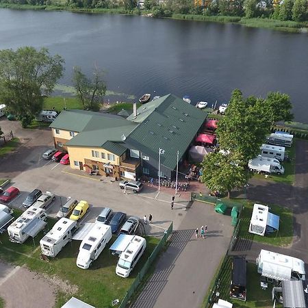 Konse Motel And Caravan Camping Pärnu Exterior foto